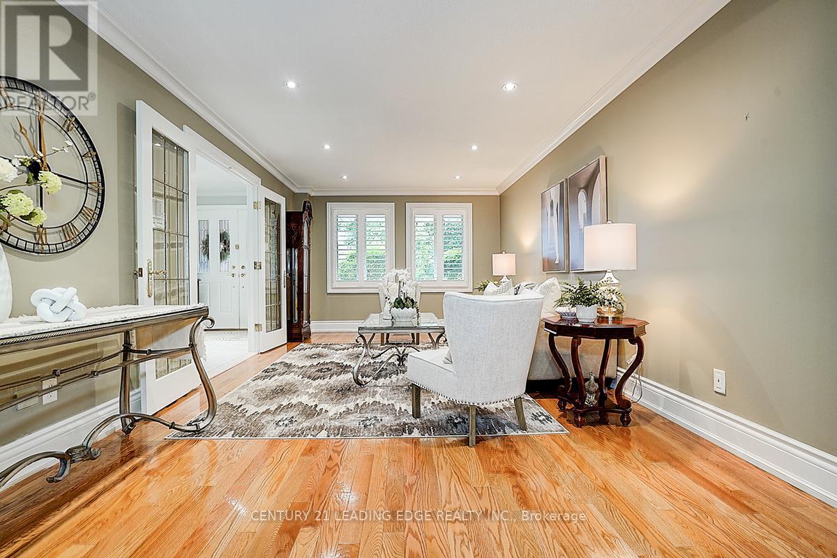 7 Brogan Court, Markham (Raymerville), Ontario  L3P 6G2 - Photo 10 - N12394201