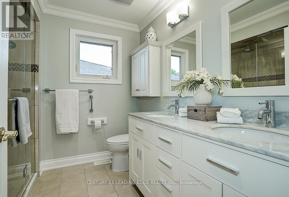 7 Brogan Court, Markham (Raymerville), Ontario  L3P 6G2 - Photo 33 - N12394201