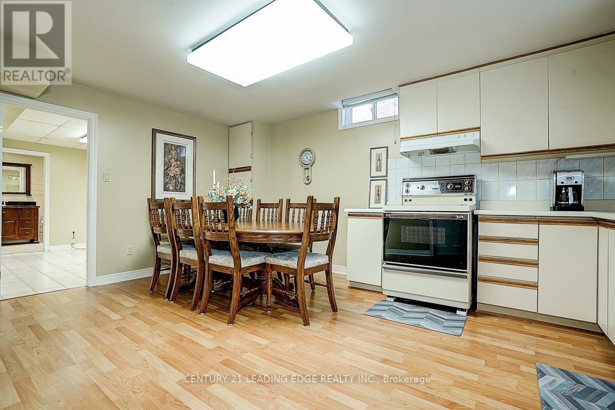 7 Brogan Court, Markham (Raymerville), Ontario  L3P 6G2 - Photo 37 - N12394201