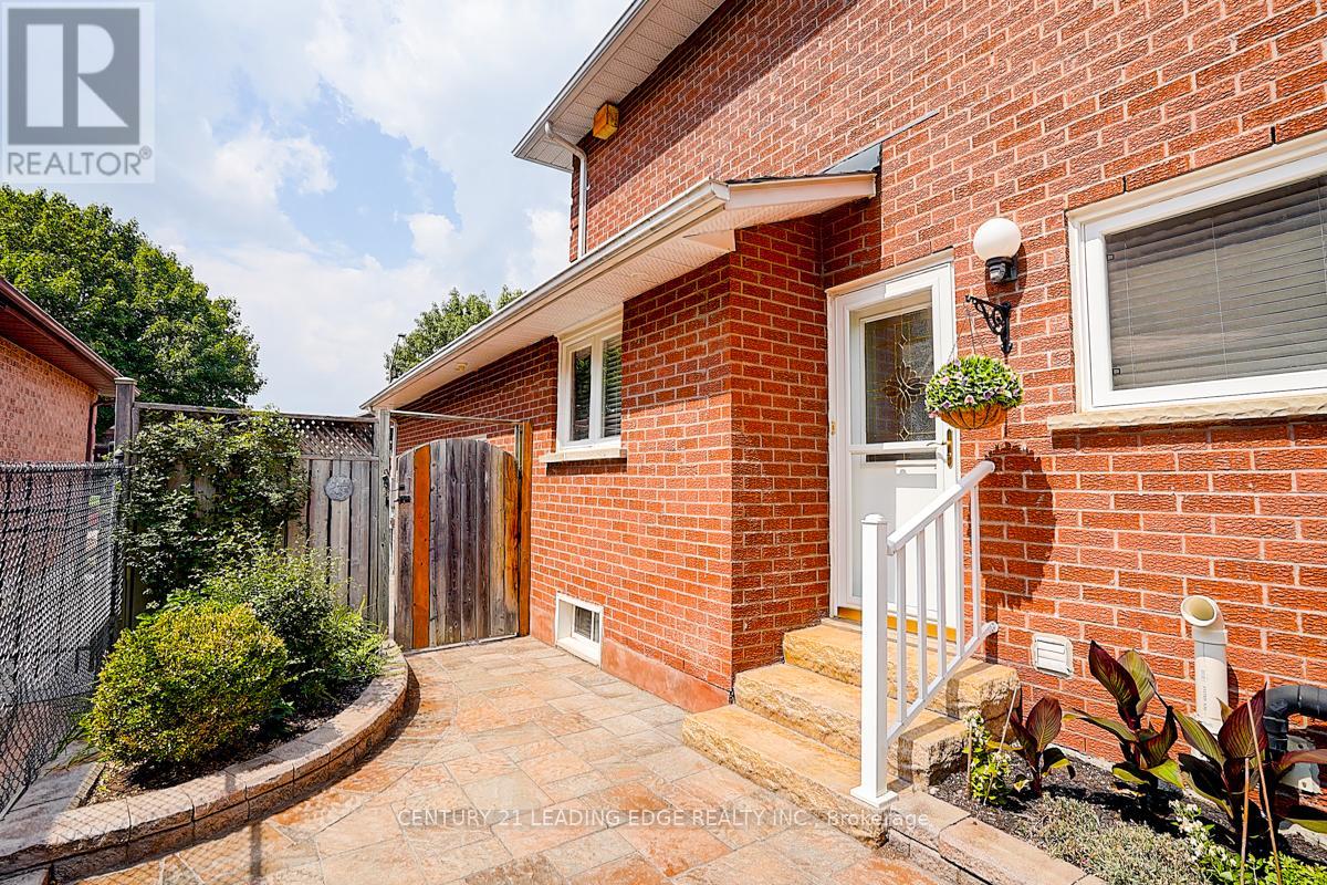 7 Brogan Court, Markham (Raymerville), Ontario  L3P 6G2 - Photo 41 - N12394201