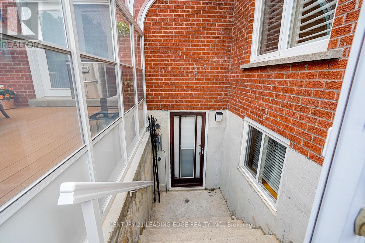 7 Brogan Court, Markham (Raymerville), Ontario  L3P 6G2 - Photo 42 - N12394201