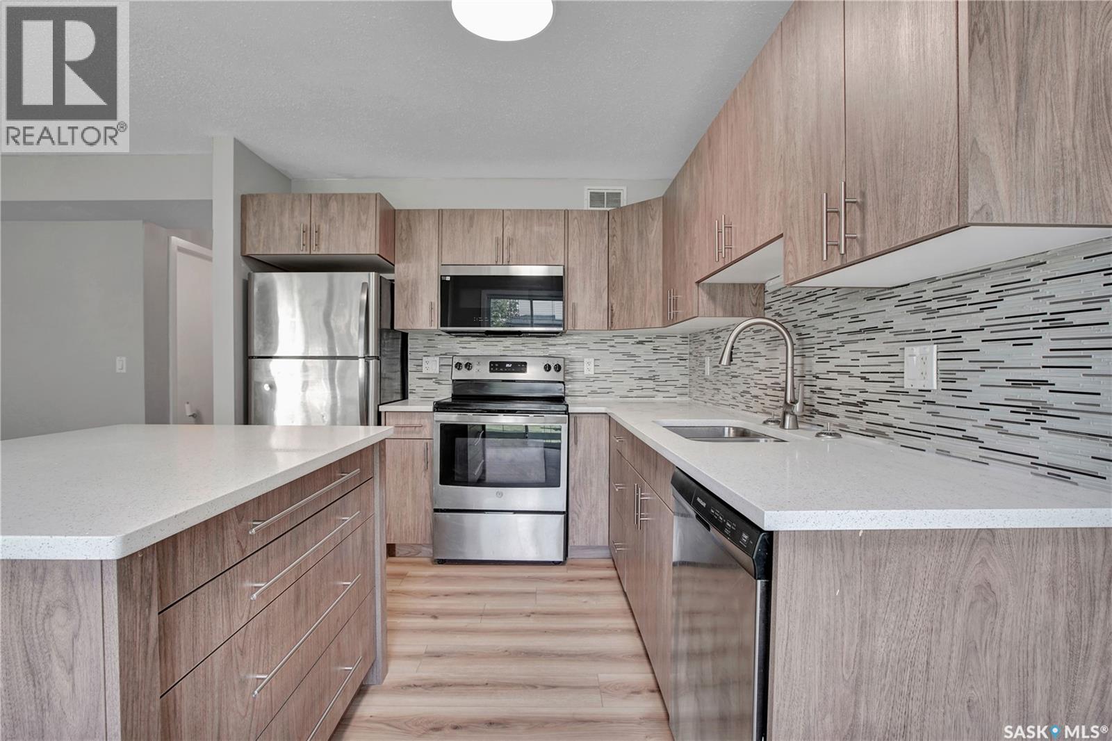 213 410 Ledingham Way, Saskatoon, Saskatchewan  S7V 0C4 - Photo 10 - SK017999
