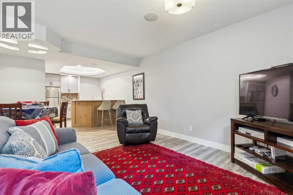 10 Glenmount Crescent Sw, Calgary, Alberta  T3E 4B3 - Photo 34 - A2253955