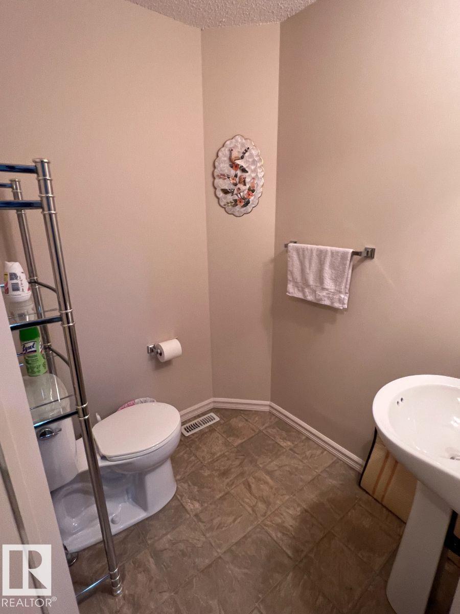 20707 56 Av Nw, Edmonton, Alberta  T6M 0B7 - Photo 6 - E4457027