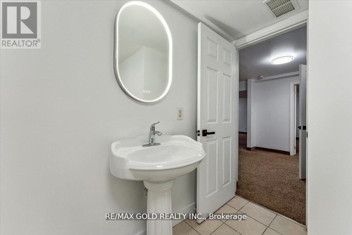 8163 Harvest Crescent, Niagara Falls, Ontario  L2H 3G4 - Photo 33 - X12391700