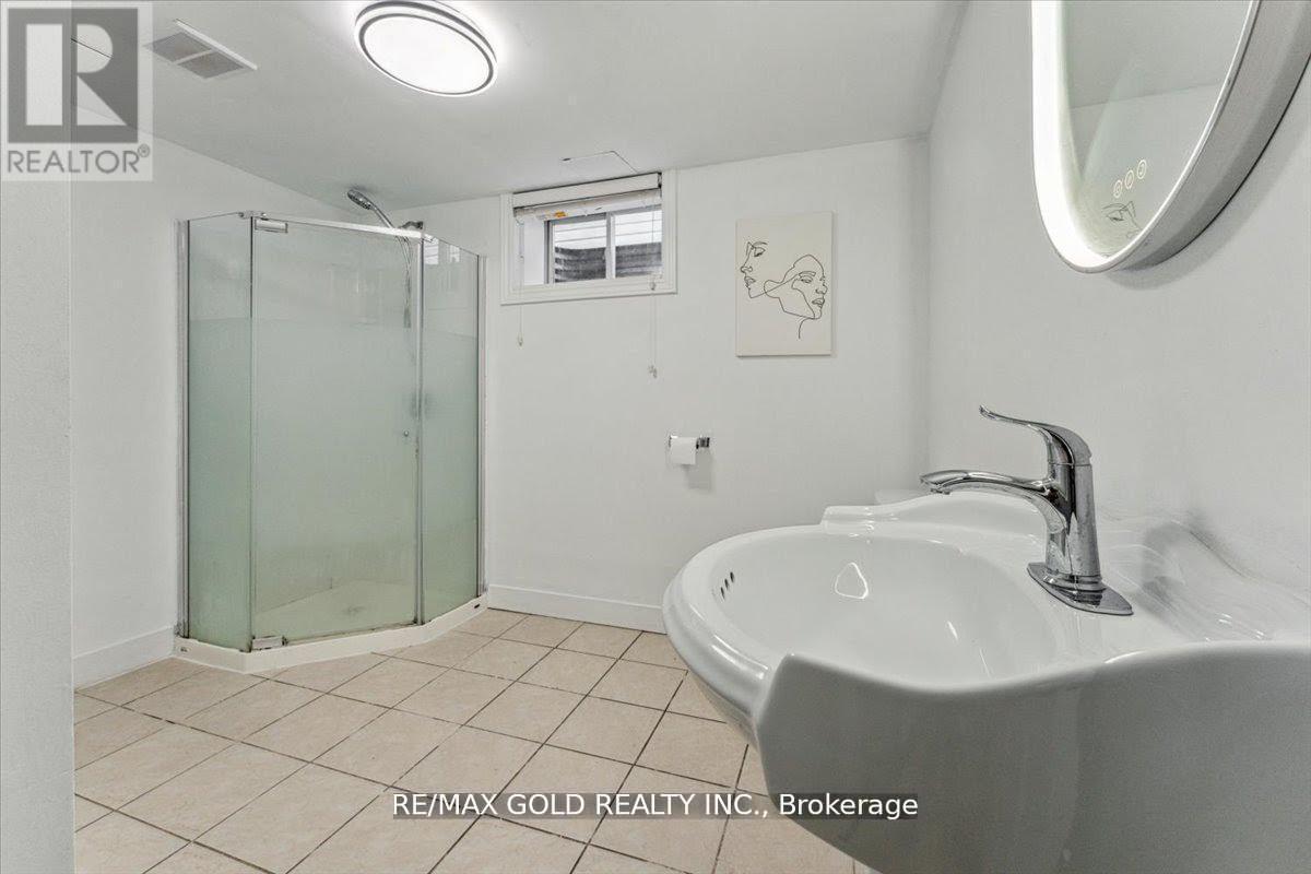 8163 Harvest Crescent, Niagara Falls, Ontario  L2H 3G4 - Photo 34 - X12391700