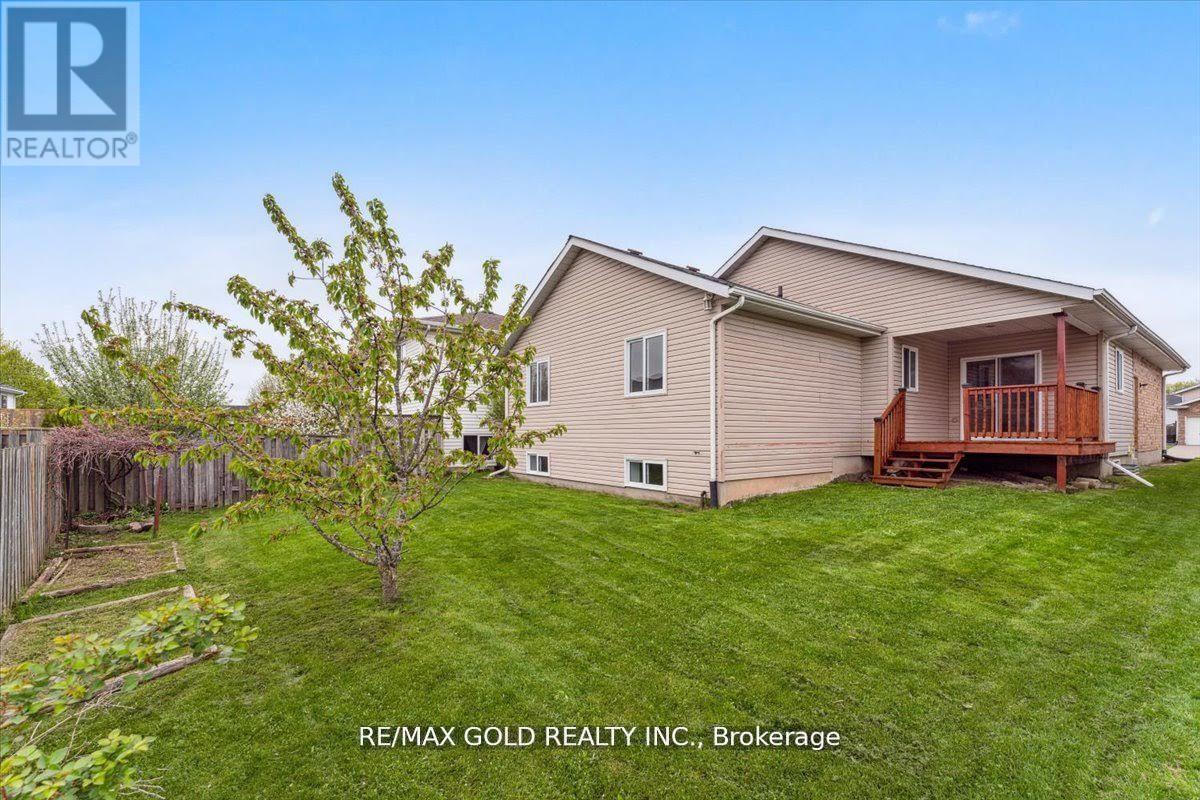 8163 Harvest Crescent, Niagara Falls, Ontario  L2H 3G4 - Photo 41 - X12391700