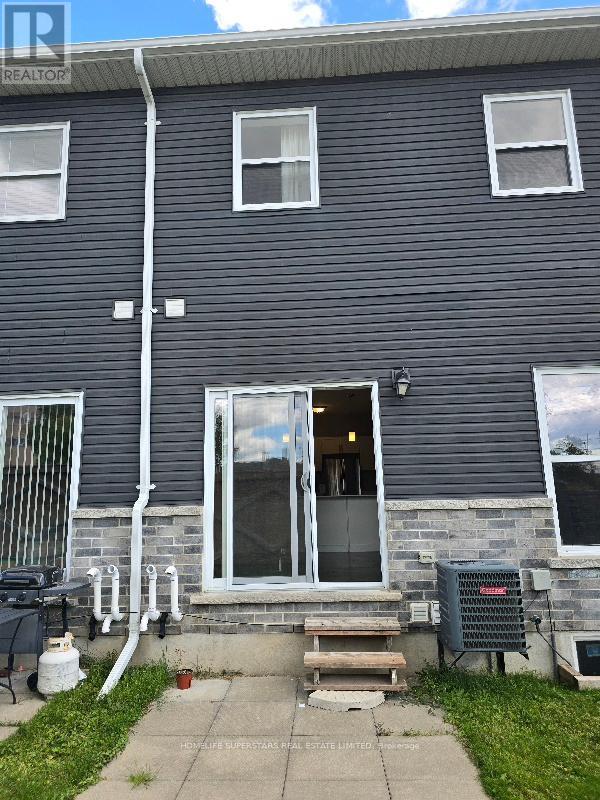 2a - 439 Athlone Avenue, Woodstock, Ontario  N4S 7V8 - Photo 2 - X12374196