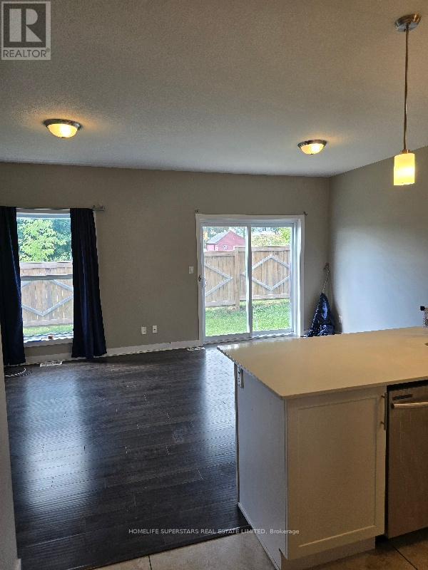 2a - 439 Athlone Avenue, Woodstock, Ontario  N4S 7V8 - Photo 4 - X12374196
