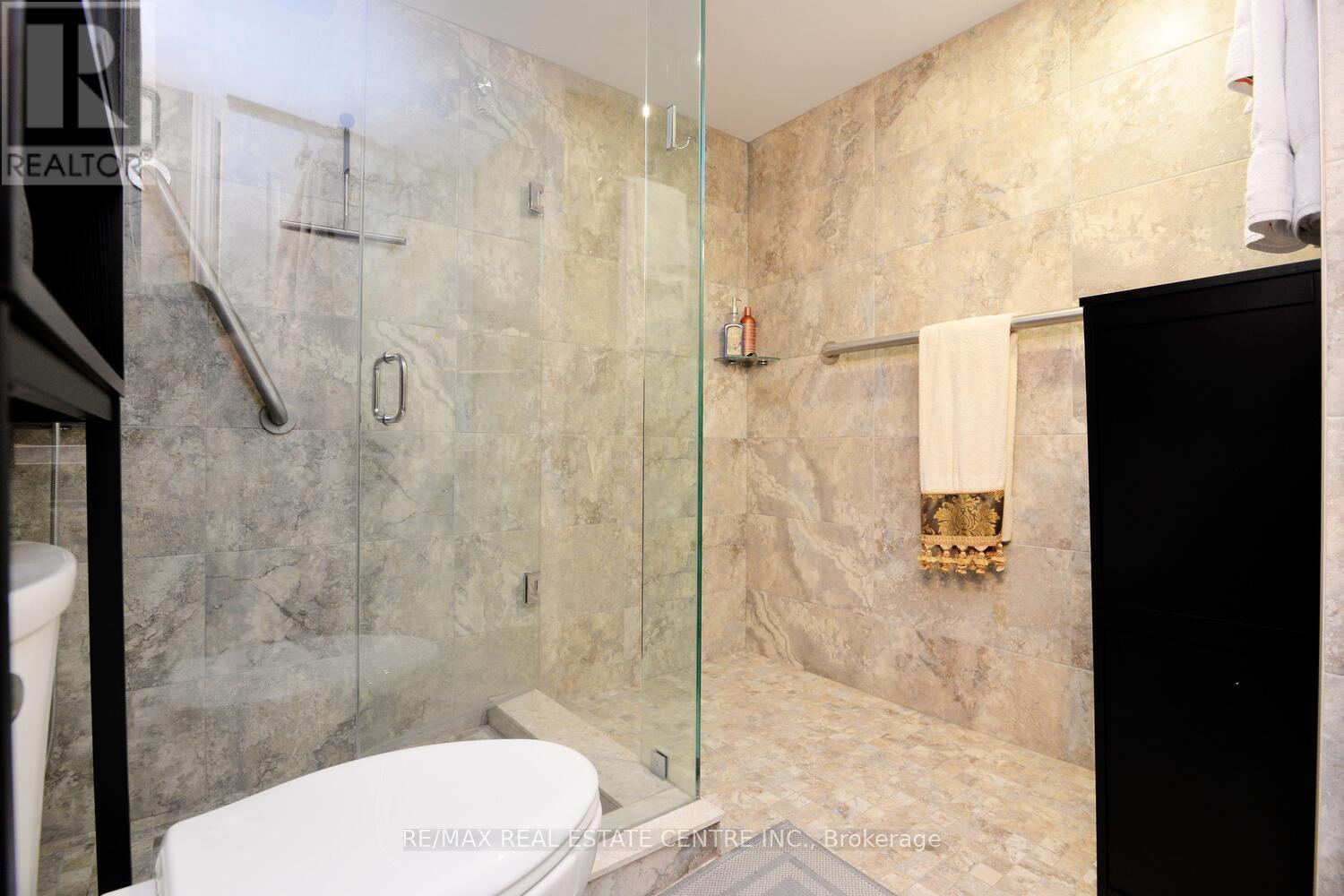 406 - 200 Broadway, Orangeville, Ontario  L9W 5G3 - Photo 38 - W12394193