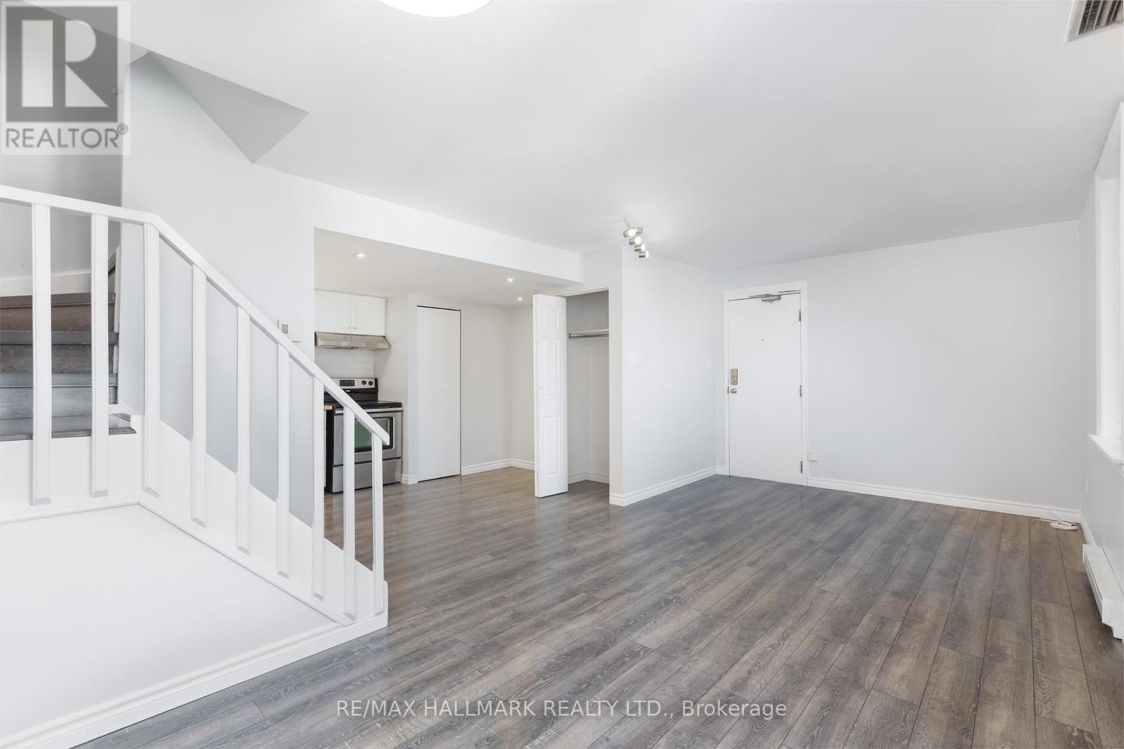 30 - 1250 King Street W, Toronto, Ontario  M6K 1G5 - Photo 3 - W12394212