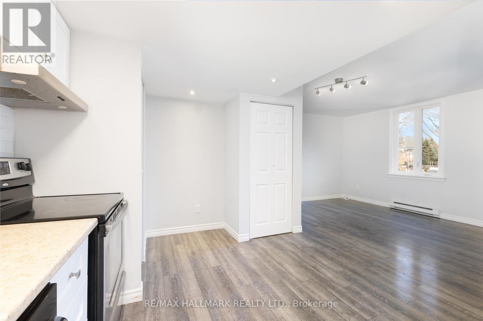 30 - 1250 King Street W, Toronto, Ontario  M6K 1G5 - Photo 9 - W12394212