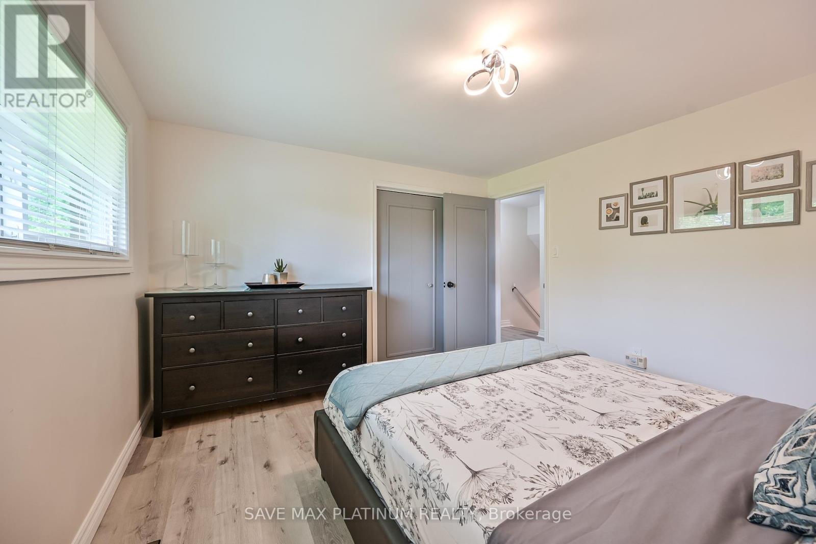 18 Gardenia Court, Hamilton, Ontario  L8K 3X6 - Photo 25 - X12394147