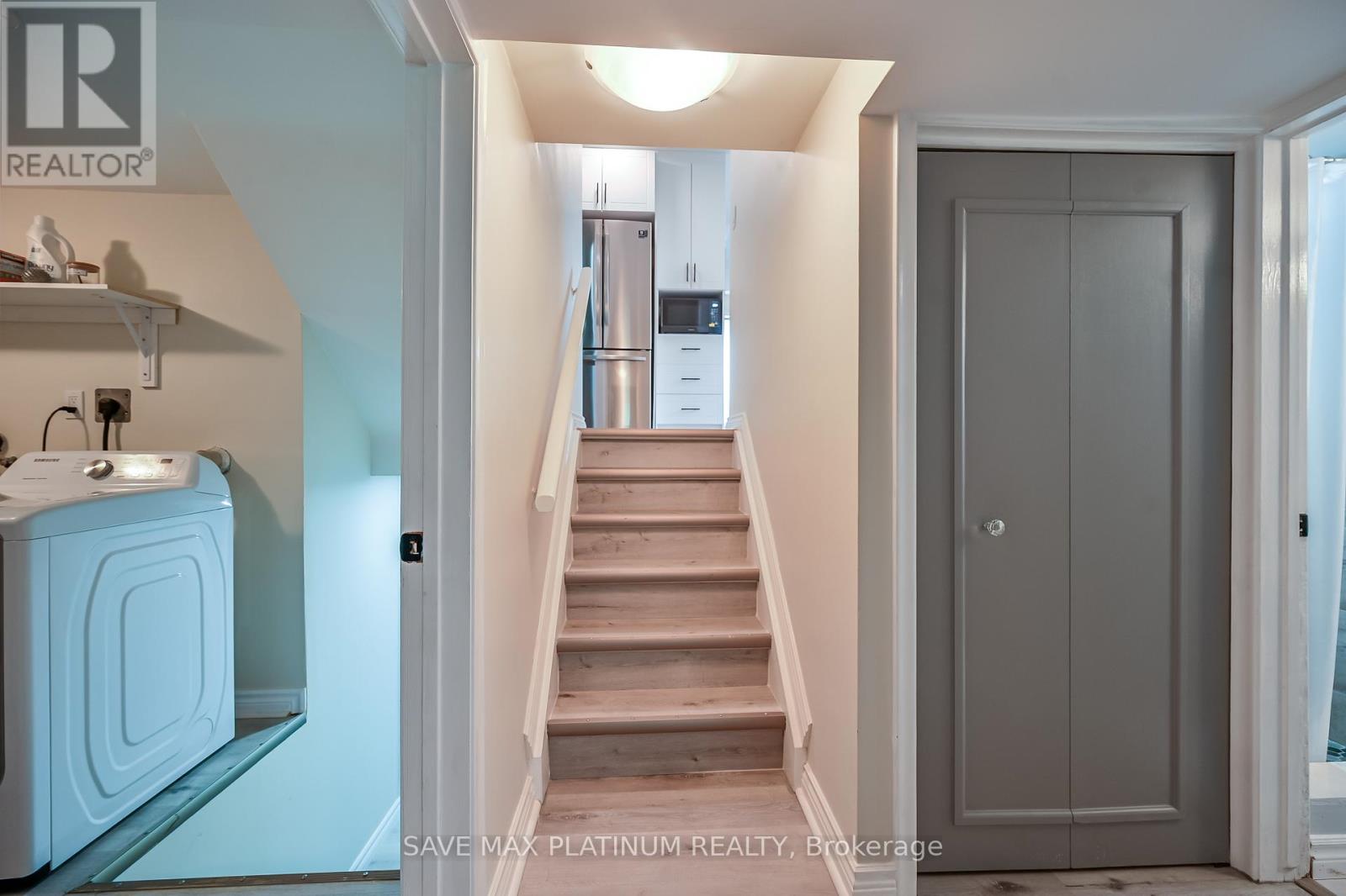 18 Gardenia Court, Hamilton, Ontario  L8K 3X6 - Photo 36 - X12394147