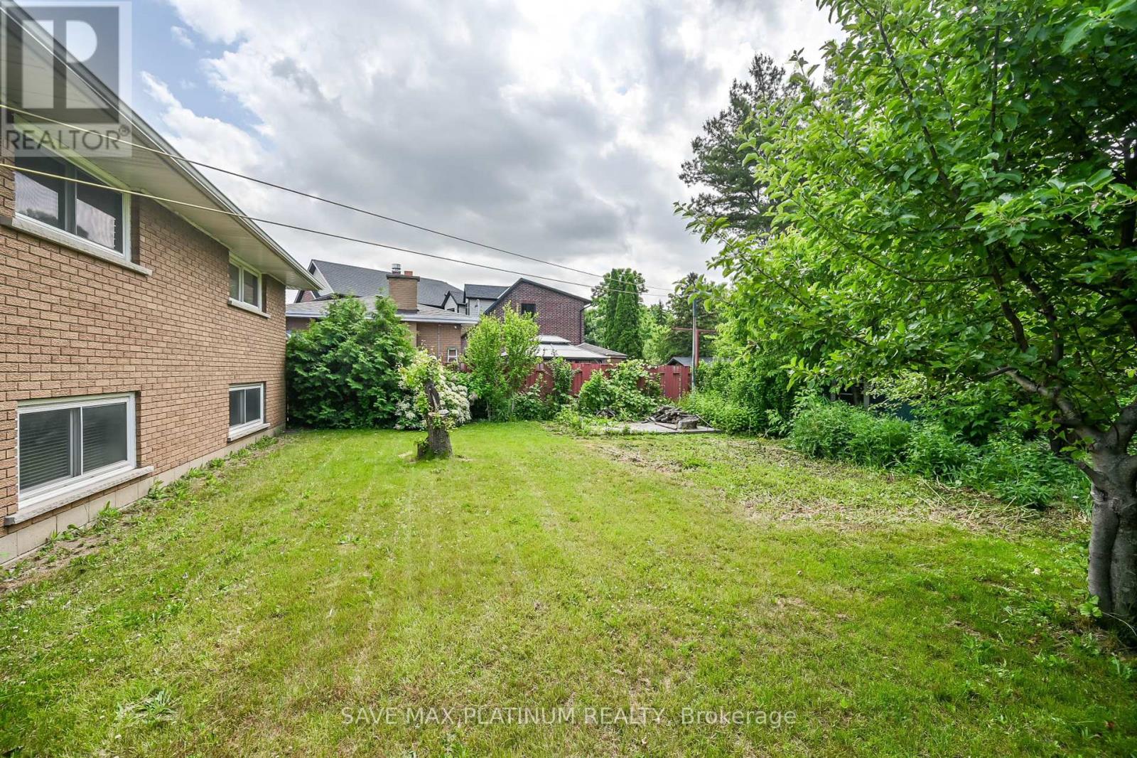 18 Gardenia Court, Hamilton, Ontario  L8K 3X6 - Photo 49 - X12394147