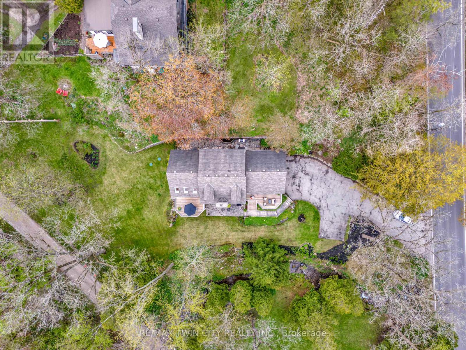 1298 West River Road, Cambridge, Ontario  N1R 5S5 - Photo 39 - X12394161