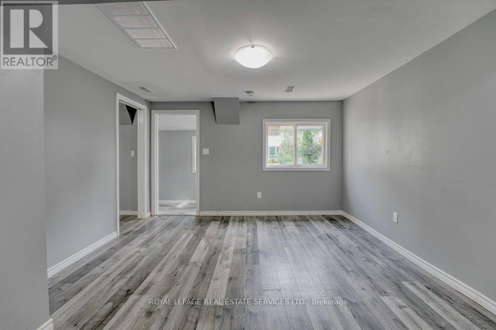 17 Kirk Street, St. Catharines (Western Hill), Ontario  L2S 1B8 - Photo 32 - X12394164