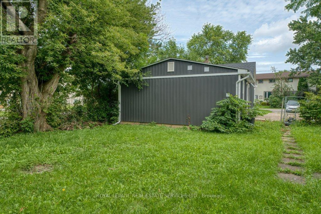 17 Kirk Street, St. Catharines (Western Hill), Ontario  L2S 1B8 - Photo 42 - X12394164