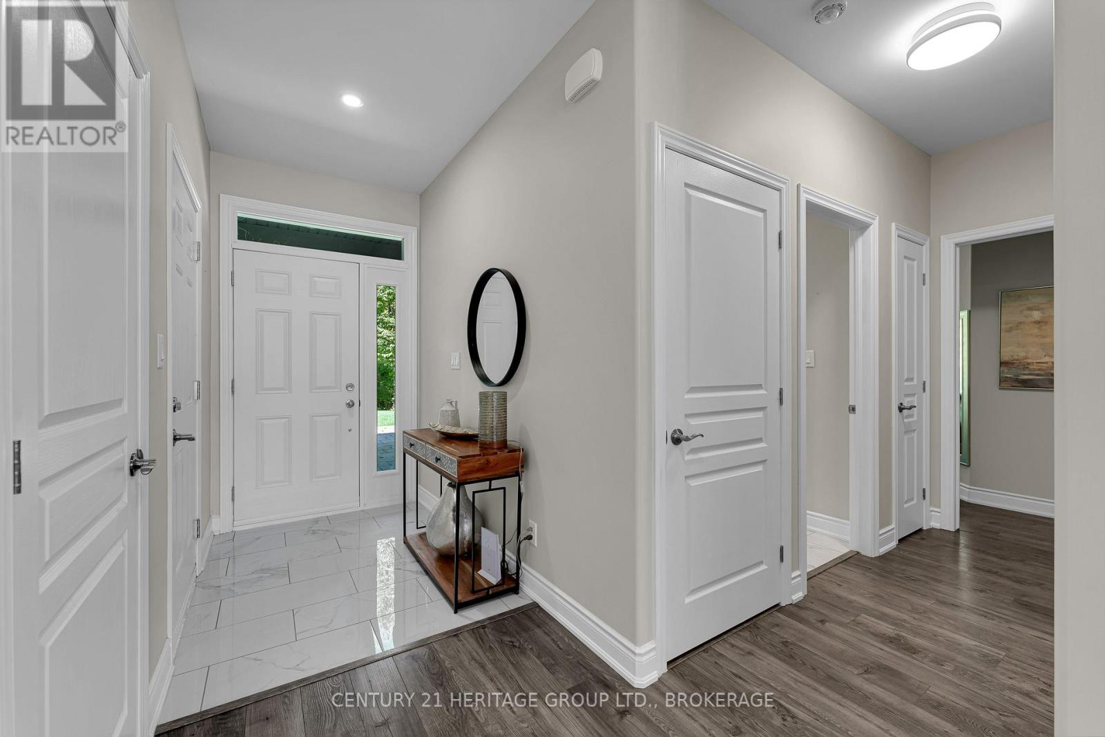 627 Stafford Lane, Frontenac (Frontenac South), Ontario  K0H 2N0 - Photo 5 - X12394457