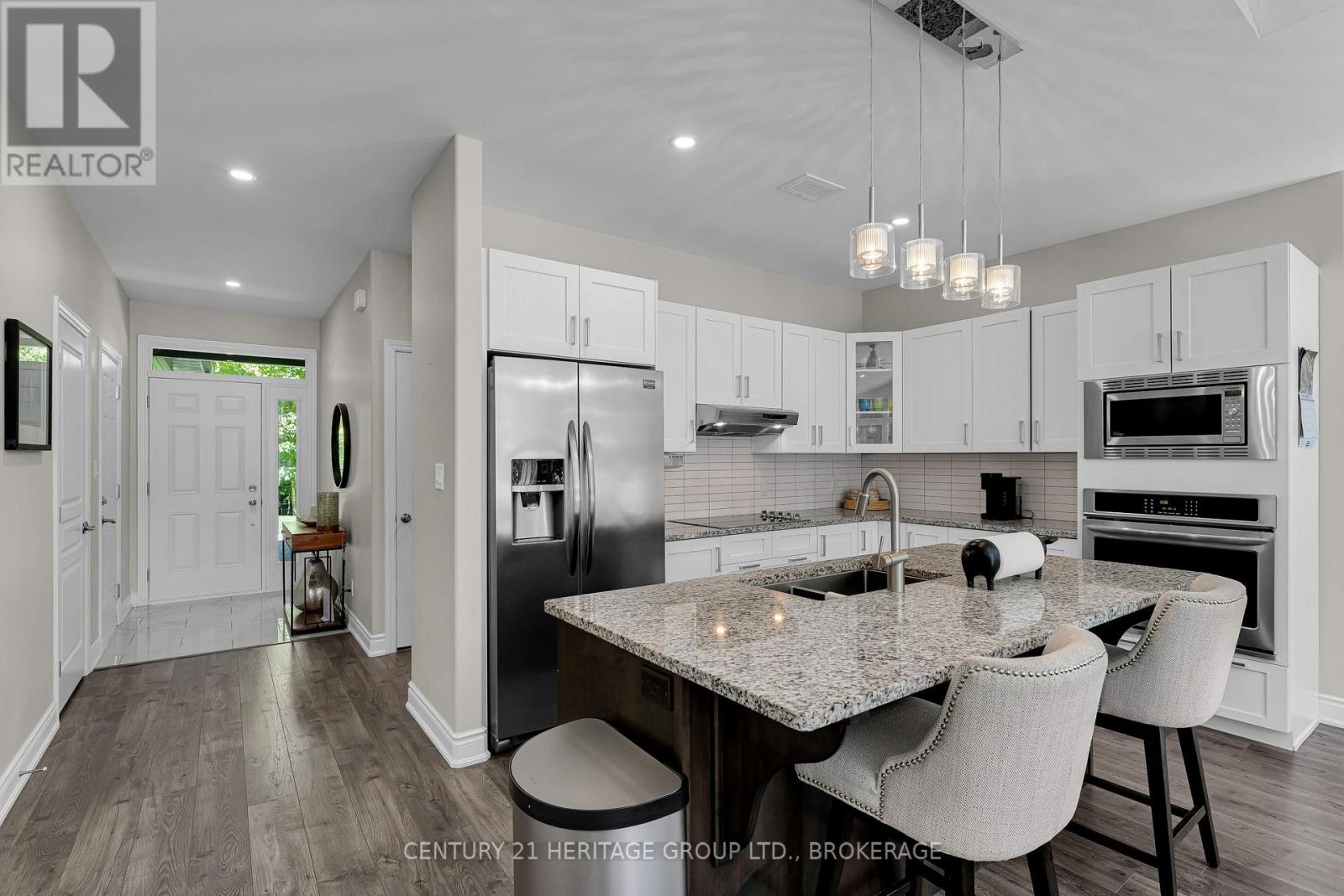 627 Stafford Lane, Frontenac (Frontenac South), Ontario  K0H 2N0 - Photo 6 - X12394457