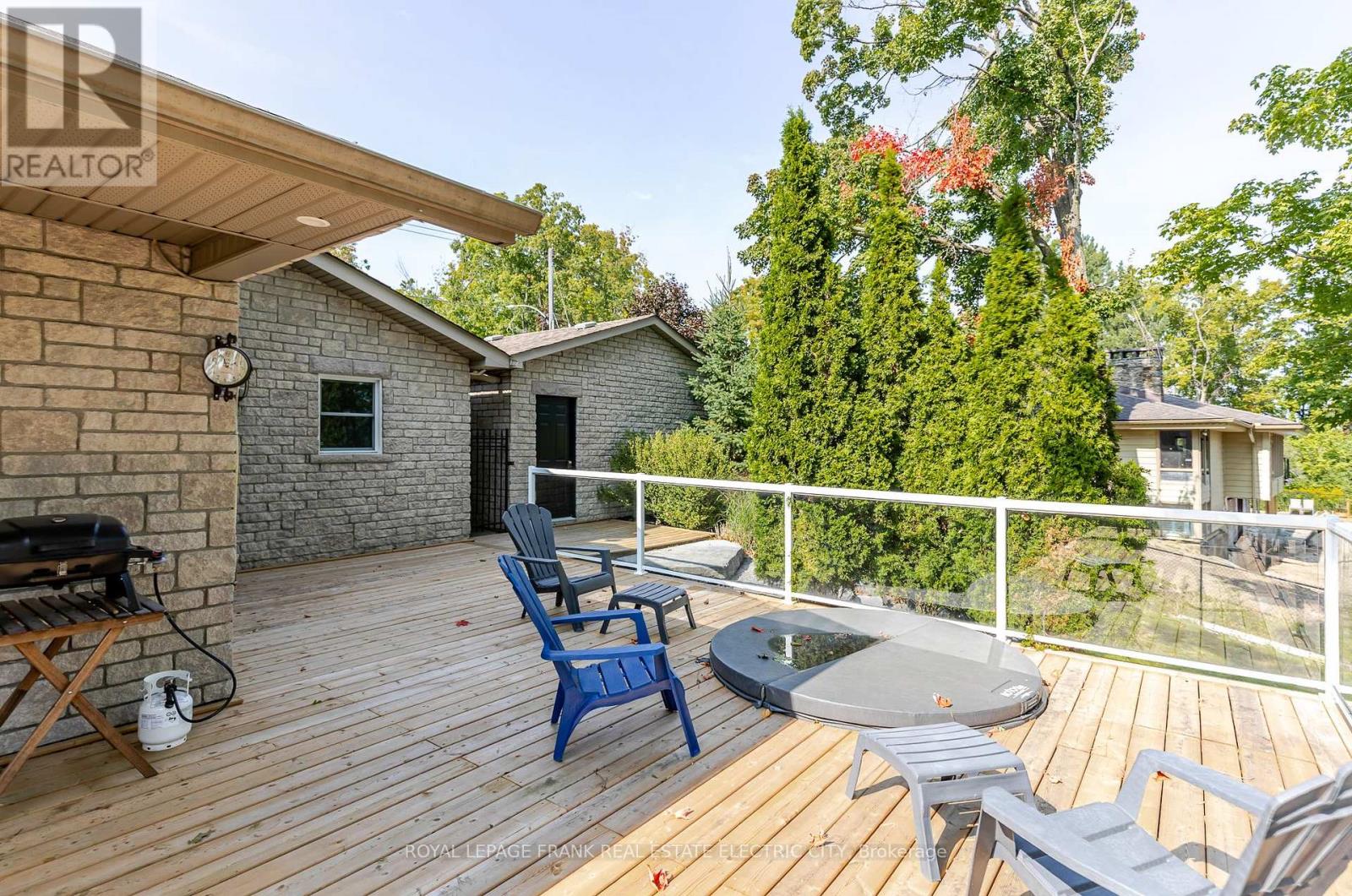 142 Ridgewood Road, Peterborough, Ontario  K9J 1P3 - Photo 45 - X12394507