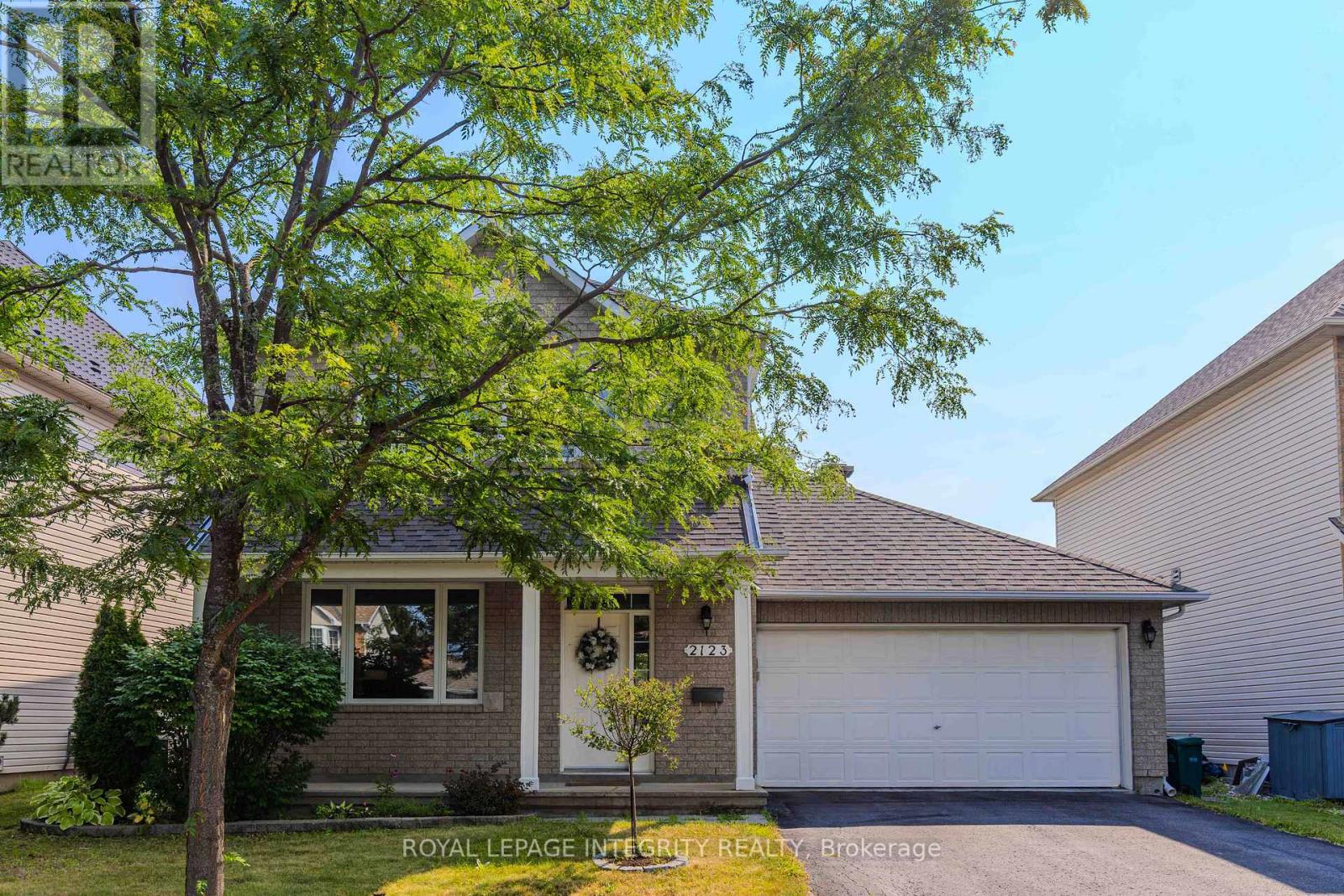 2123 ESPRIT DRIVE, Ottawa, Ontario