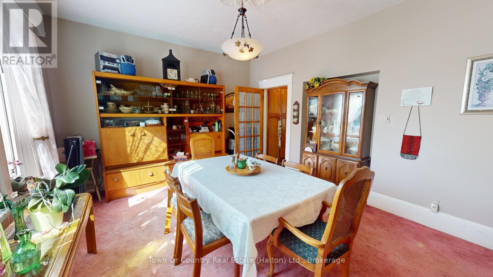 540 10th Avenue, Hanover, Ontario  N4N 2P4 - Photo 18 - X12394502