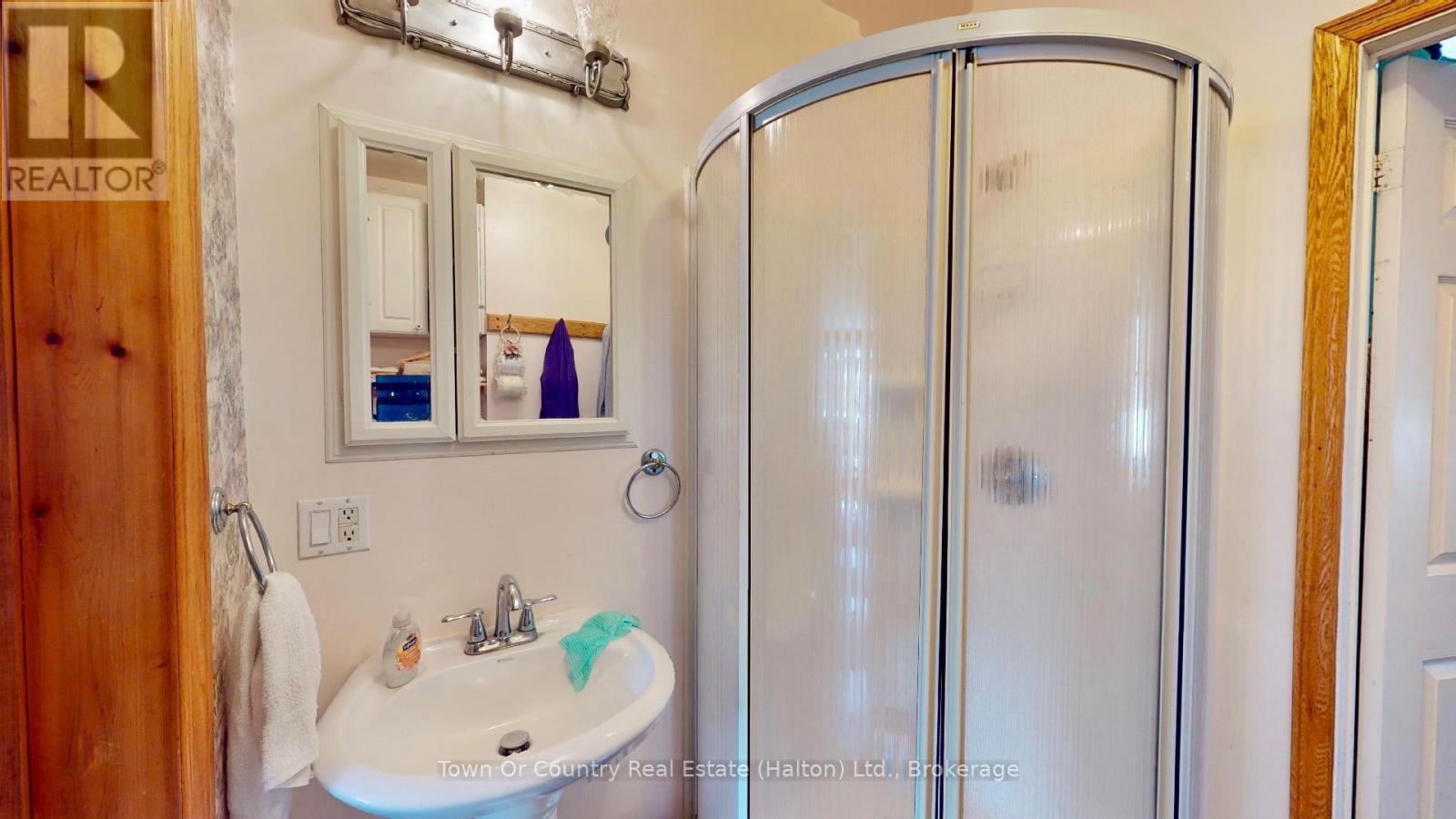 540 10th Avenue, Hanover, Ontario  N4N 2P4 - Photo 26 - X12394502