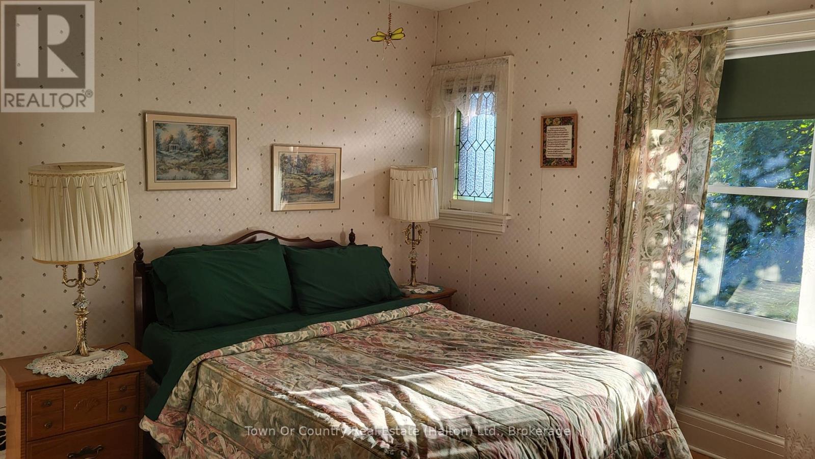 540 10th Avenue, Hanover, Ontario  N4N 2P4 - Photo 31 - X12394502