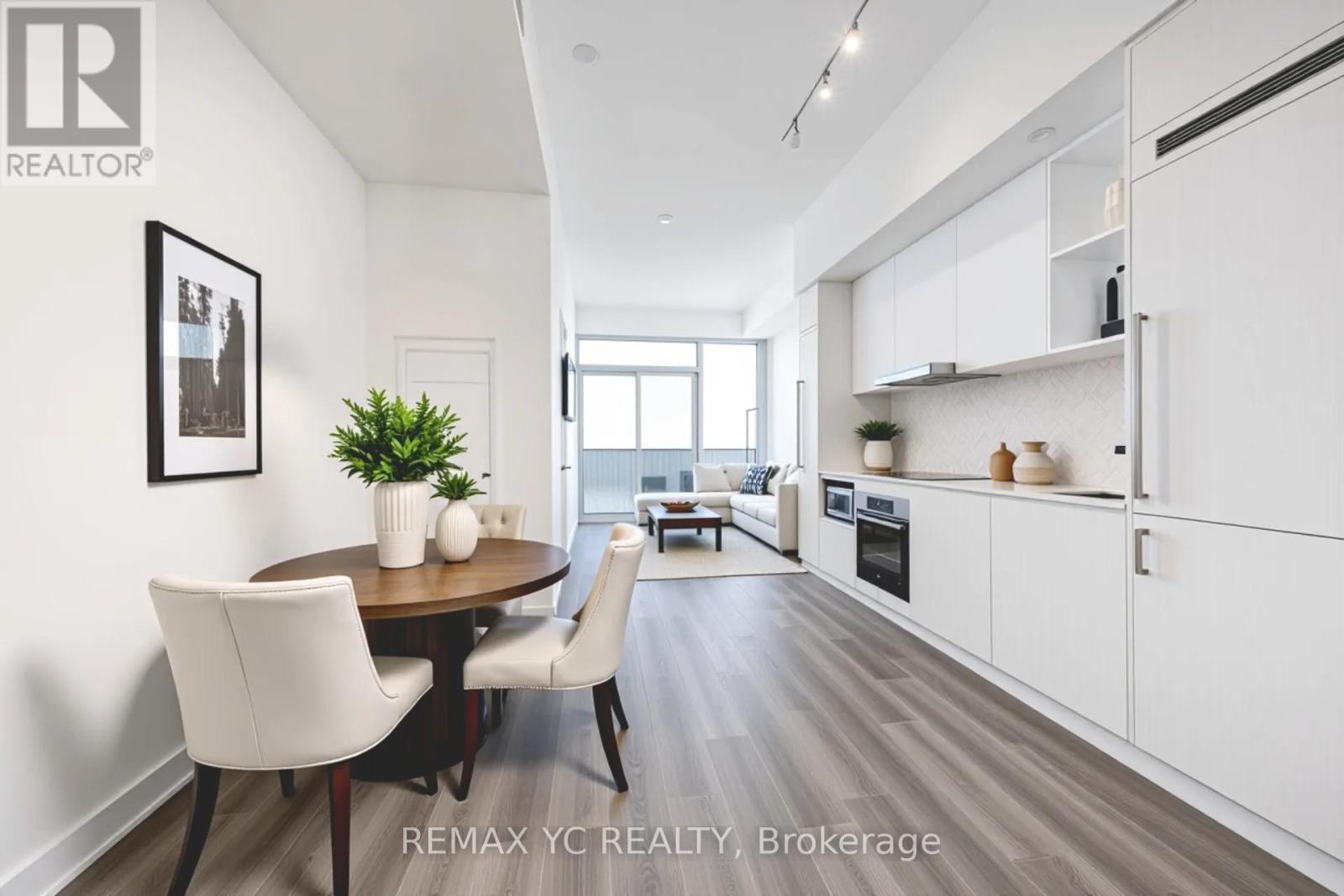 6908 - 138 Downes Street, Toronto (Waterfront Communities), Ontario  M5E 0E4 - Photo 2 - C12343657