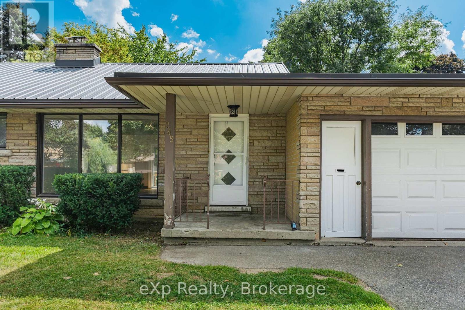 Property at 245 HARTWOOD AVENUE image 3