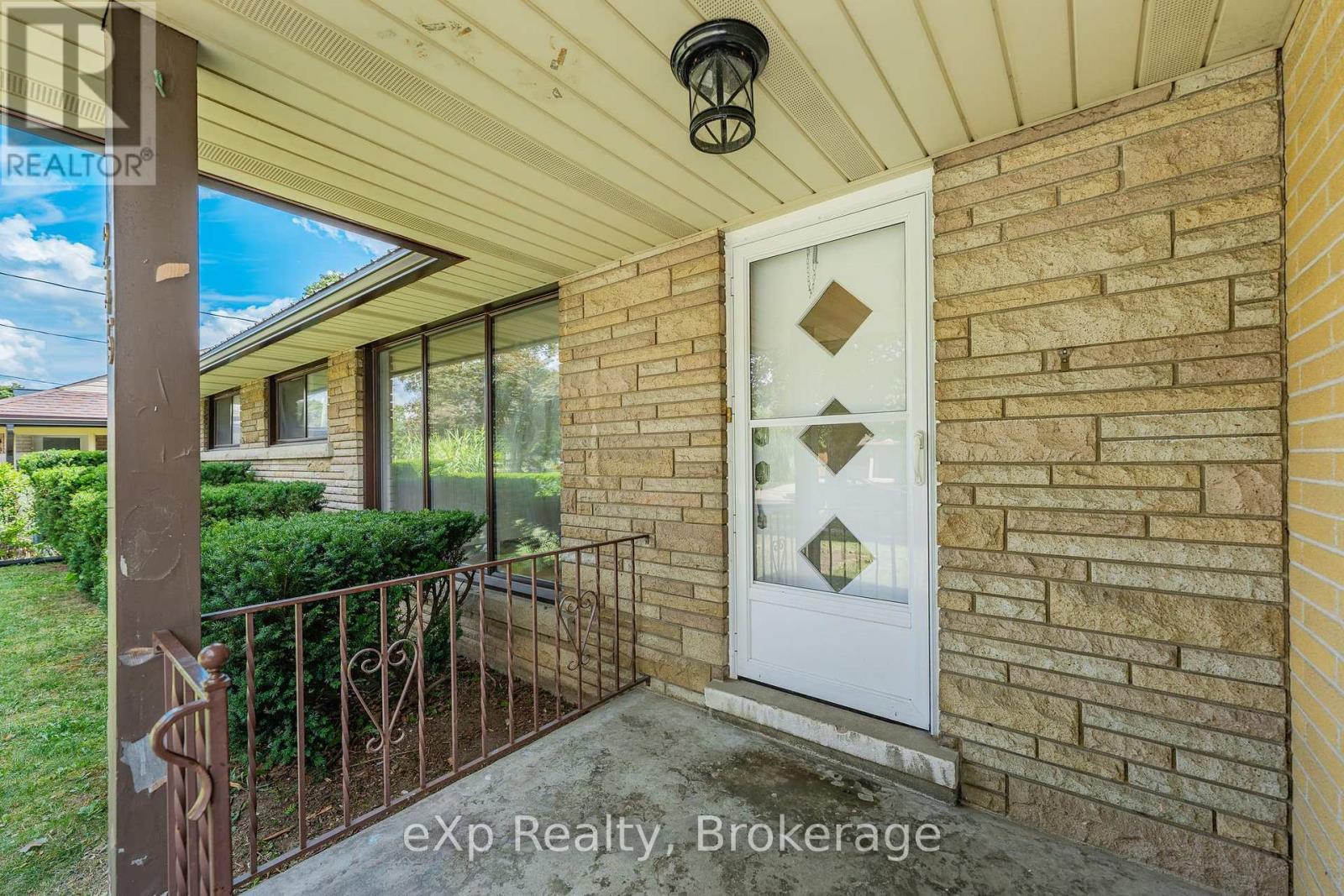 Property at 245 HARTWOOD AVENUE image 4