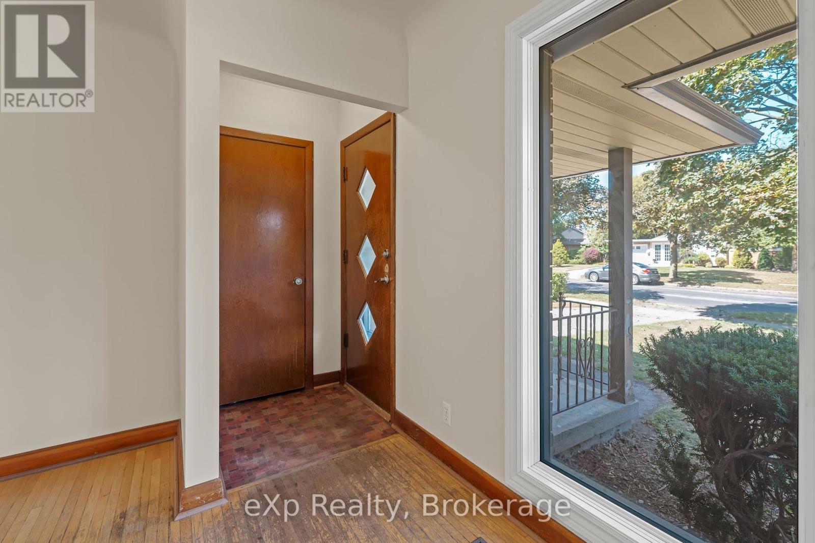 Property at 245 HARTWOOD AVENUE image 5