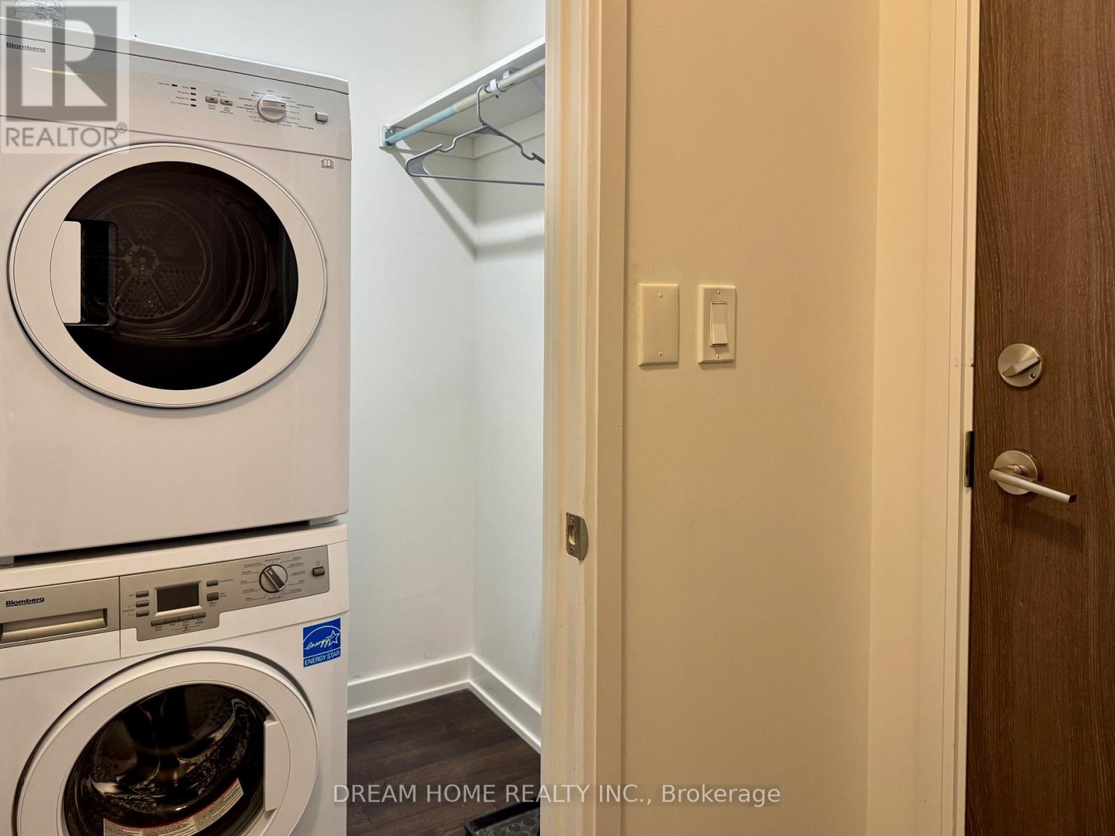 617 - 27 Bathurst Street, Toronto (Waterfront Communities), Ontario  M5V 0R1 - Photo 18 - C12394383