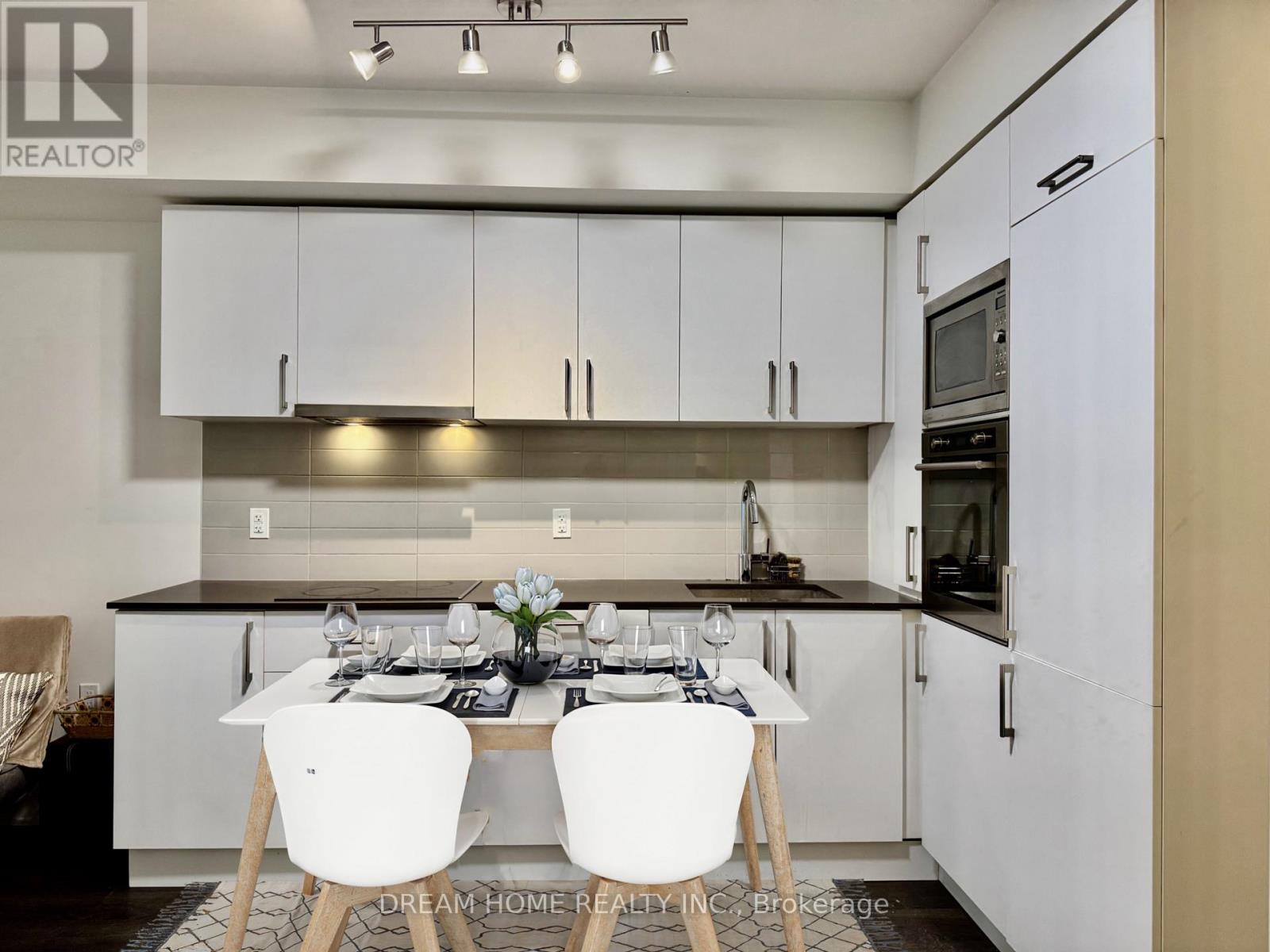 617 - 27 Bathurst Street, Toronto (Waterfront Communities), Ontario  M5V 0R1 - Photo 8 - C12394383