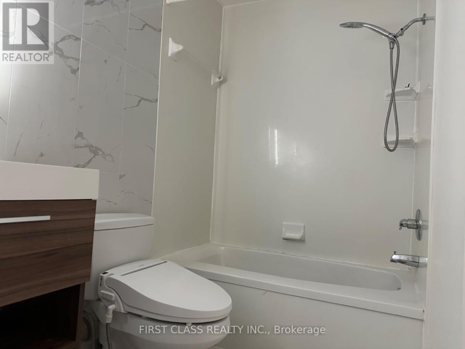 32 Scenic Mill Way, Toronto (St. Andrew-Windfields), Ontario  M2L 1S5 - Photo 18 - C12394418