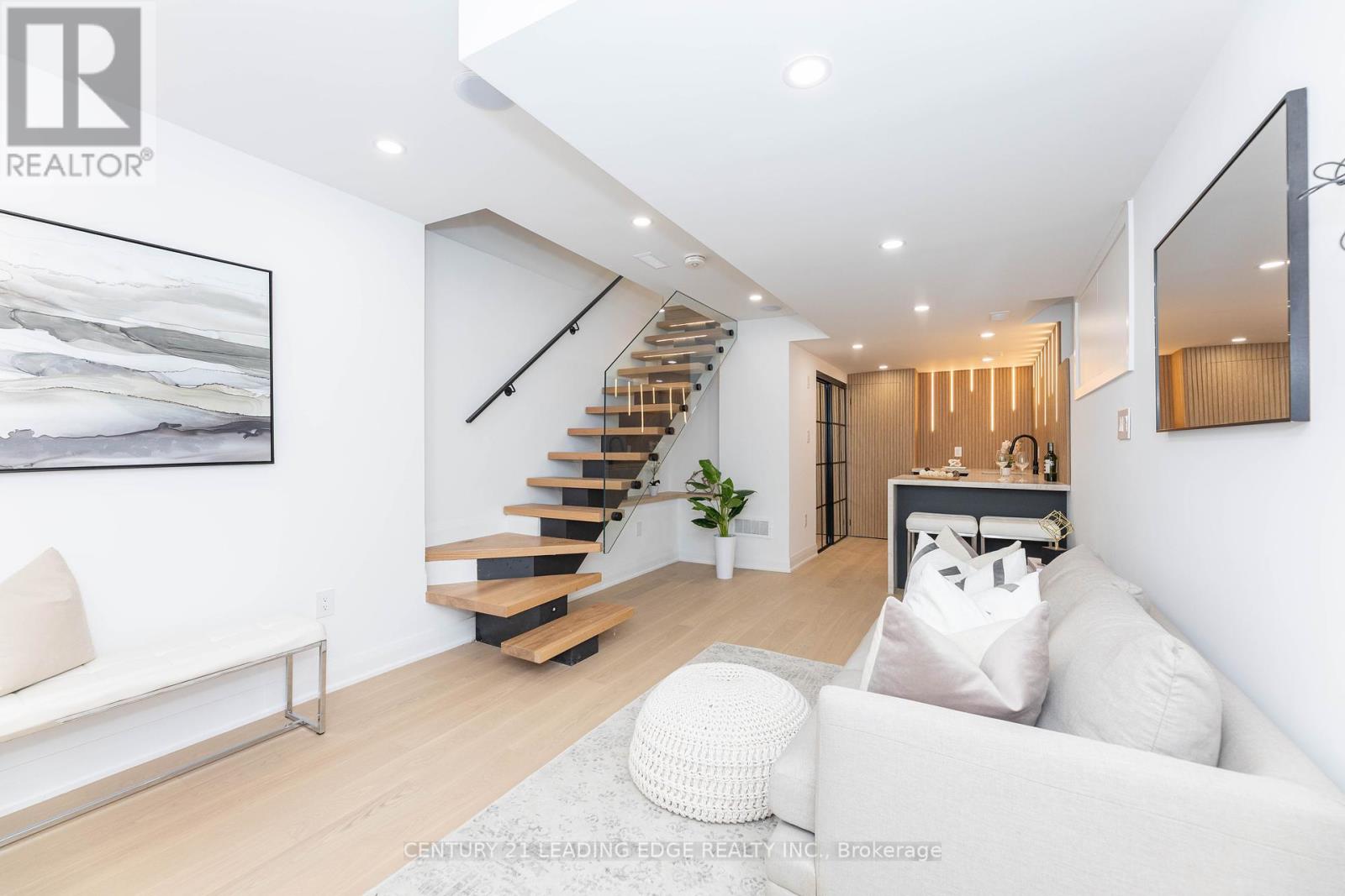 12 Marigold Avenue, Toronto, Ontario  M4M 3B2 - Photo 25 - E12394307
