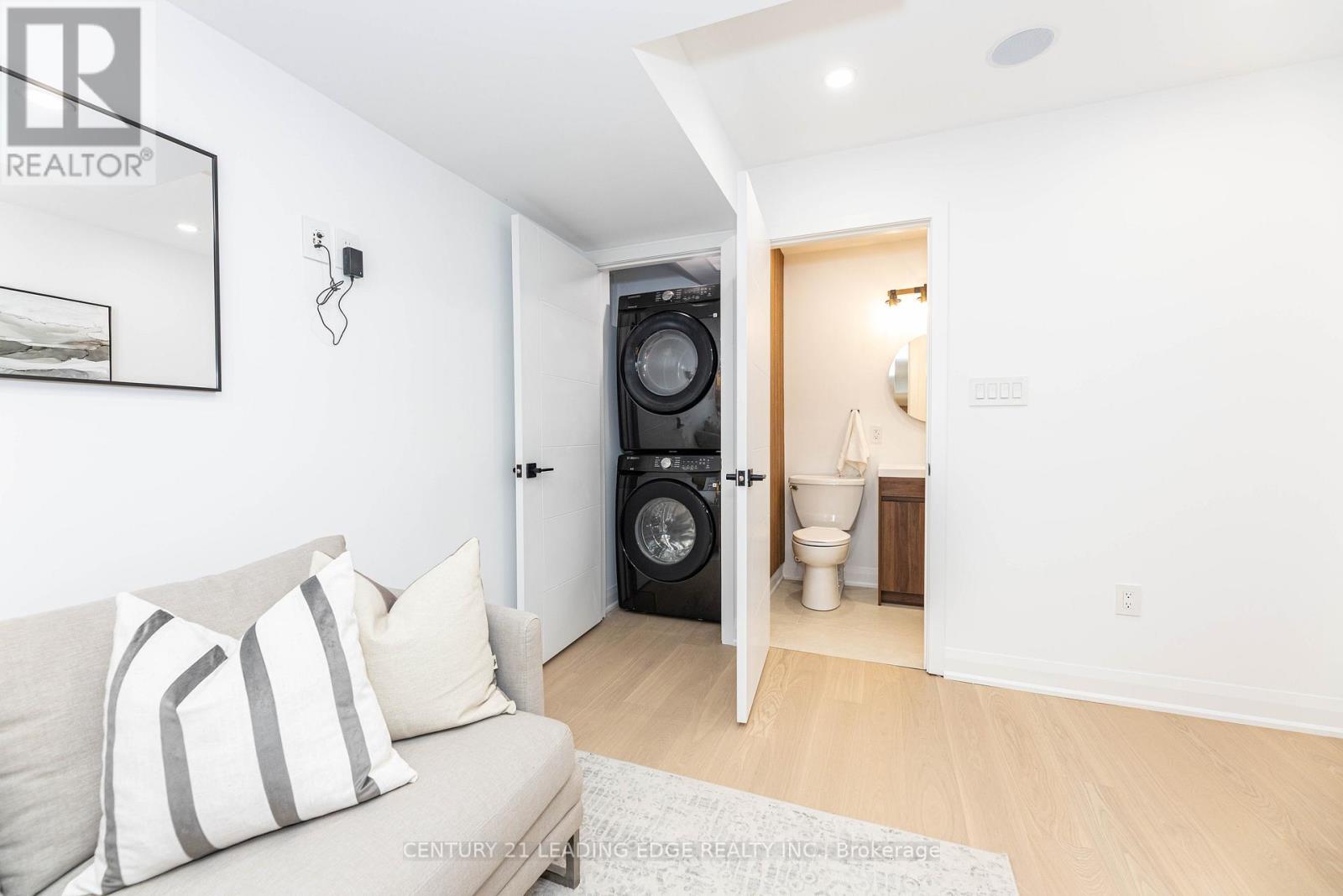 12 Marigold Avenue, Toronto, Ontario  M4M 3B2 - Photo 30 - E12394307