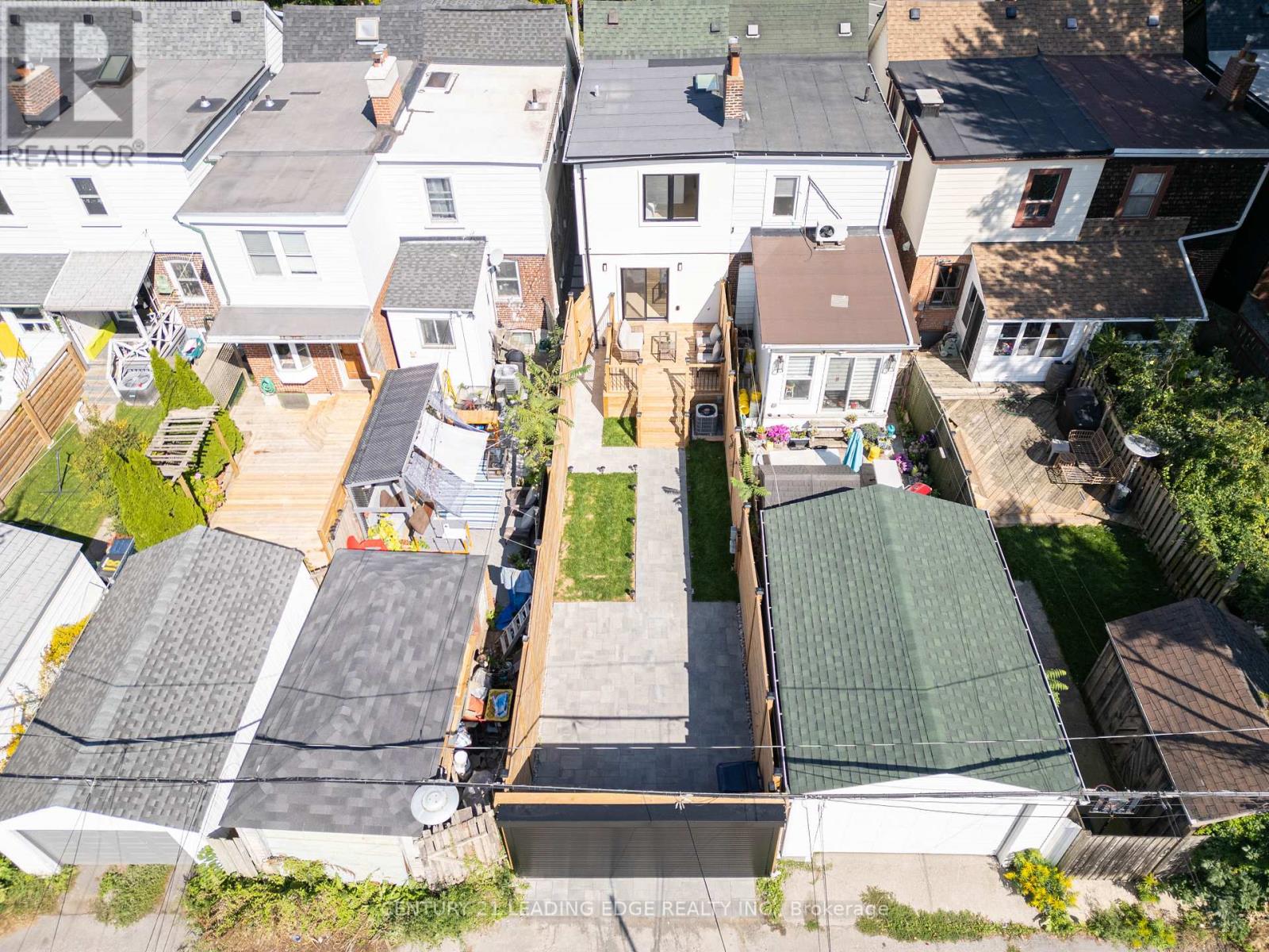12 Marigold Avenue, Toronto, Ontario  M4M 3B2 - Photo 37 - E12394307