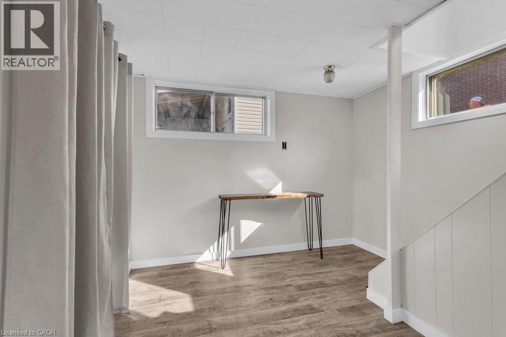 240 Elliott Street, Cambridge, Ontario  N1R 2K9 - Photo 19 - 40768080