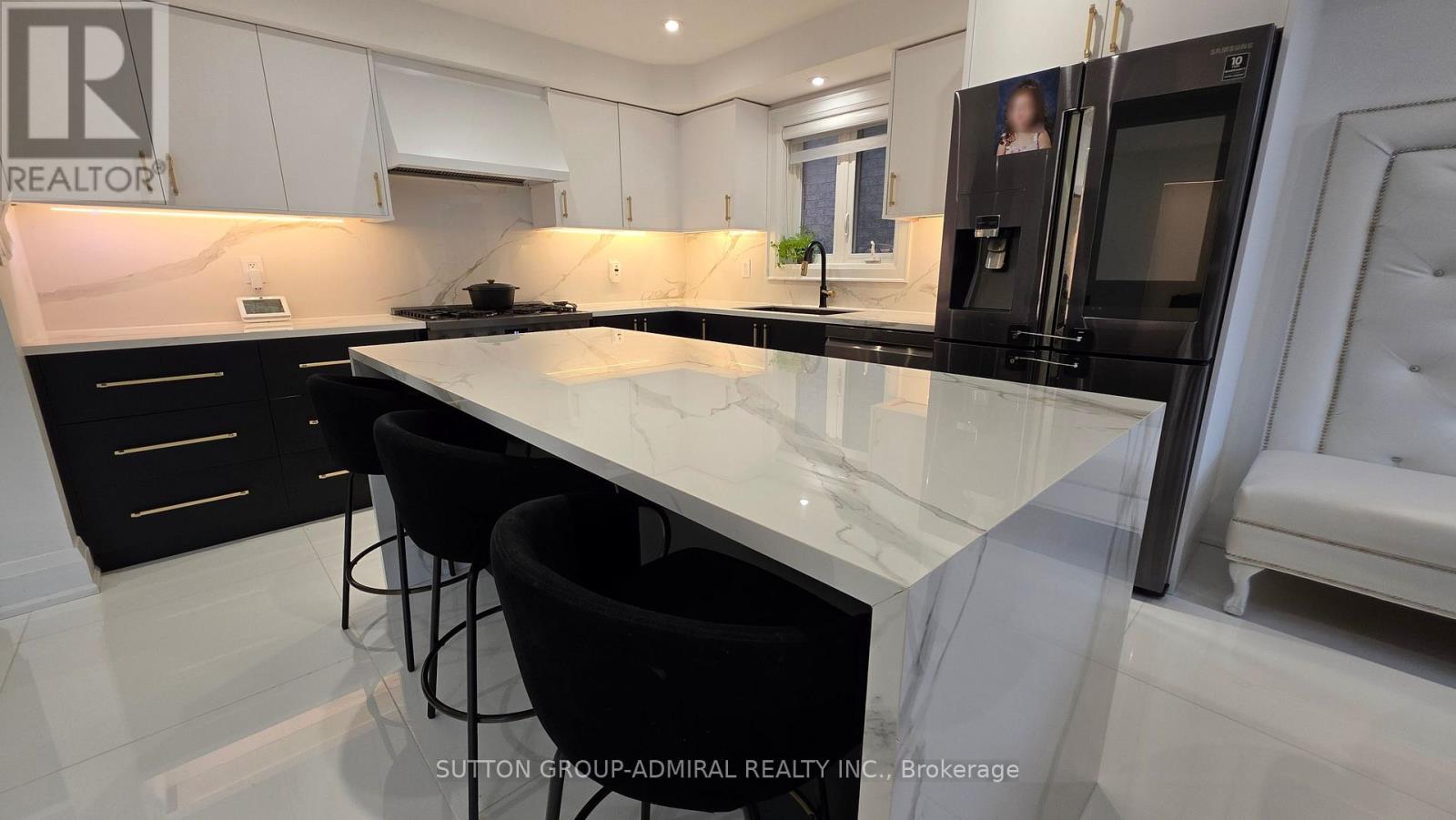 66 Reid Road, Bradford West Gwillimbury, Ontario  L3Z 0B8 - Photo 11 - N12393529