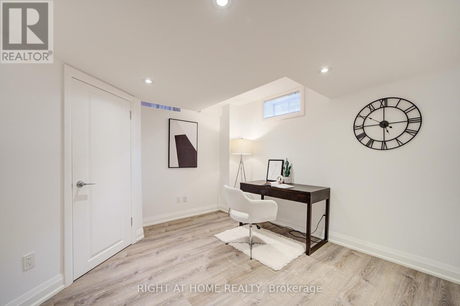 19 Purdy Crescent, Toronto, Ontario  M9N 3X8 - Photo 32 - W12387661