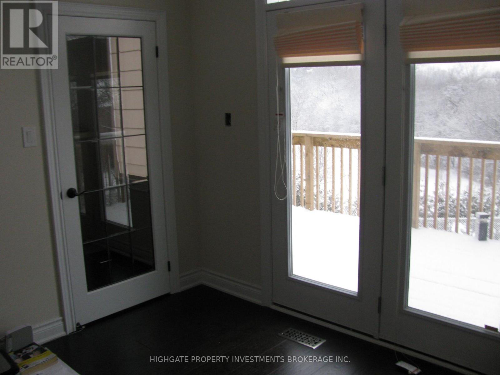 138 Shadow Falls Drive, Richmond Hill, Ontario  L4E 4K2 - Photo 11 - N12394347