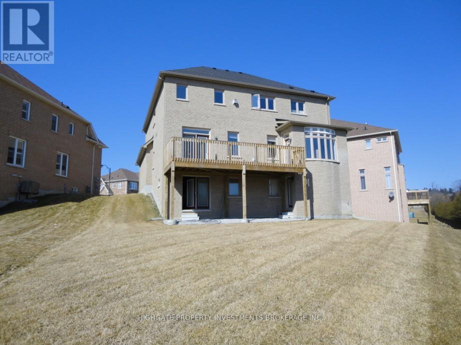 138 Shadow Falls Drive, Richmond Hill, Ontario  L4E 4K2 - Photo 25 - N12394347