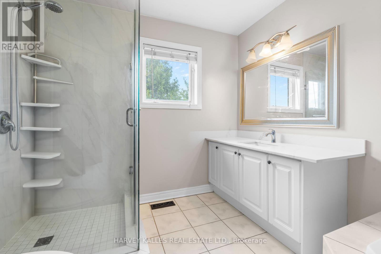 62 Kalmar Crescent, Richmond Hill (Oak Ridges), Ontario  L4E 3Z4 - Photo 33 - N12394354