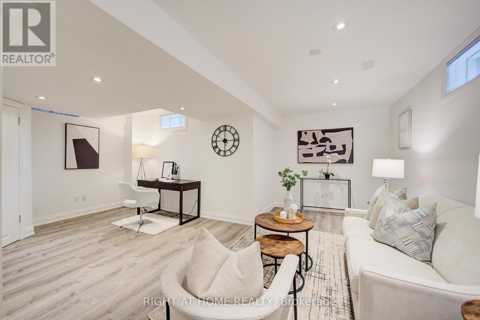 19 Purdy Crescent, Toronto, Ontario  M9N 3X8 - Photo 31 - W12387661