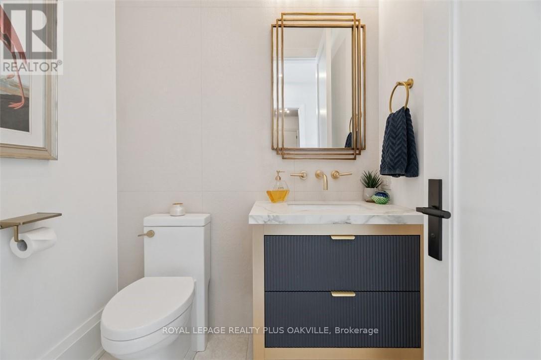 234 Walby Drive, Oakville, Ontario  L6L 4E5 - Photo 28 - W12394277
