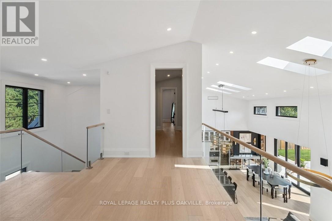 234 Walby Drive, Oakville, Ontario  L6L 4E5 - Photo 31 - W12394277