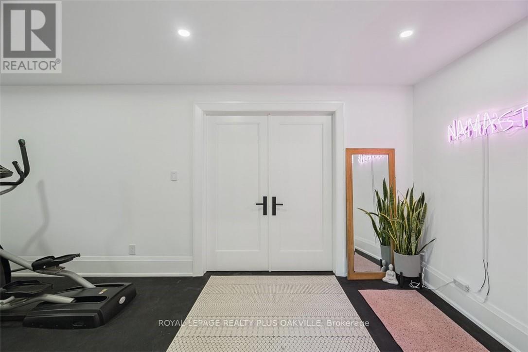 234 Walby Drive, Oakville, Ontario  L6L 4E5 - Photo 38 - W12394277