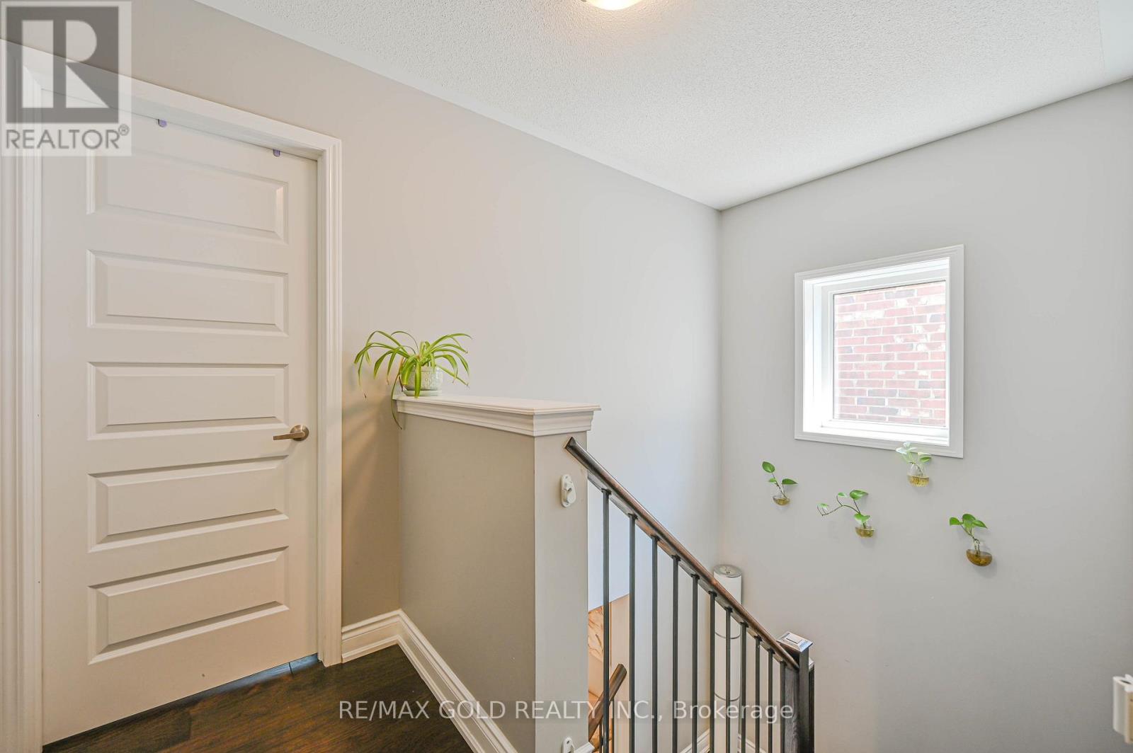 20 Meadowcrest Lane, Brampton, Ontario  L7A 0T8 - Photo 23 - W12394291